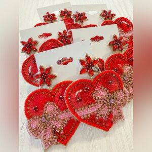 ❤️ New Valentine’s Red and Pink Beaded Heart and Bow Earrings